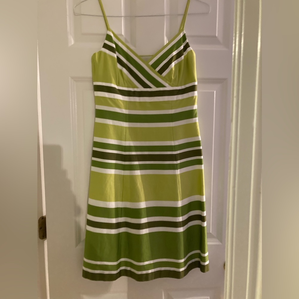 Ann Taylor sz2 💚🤍 grosgrain ribbon sundress